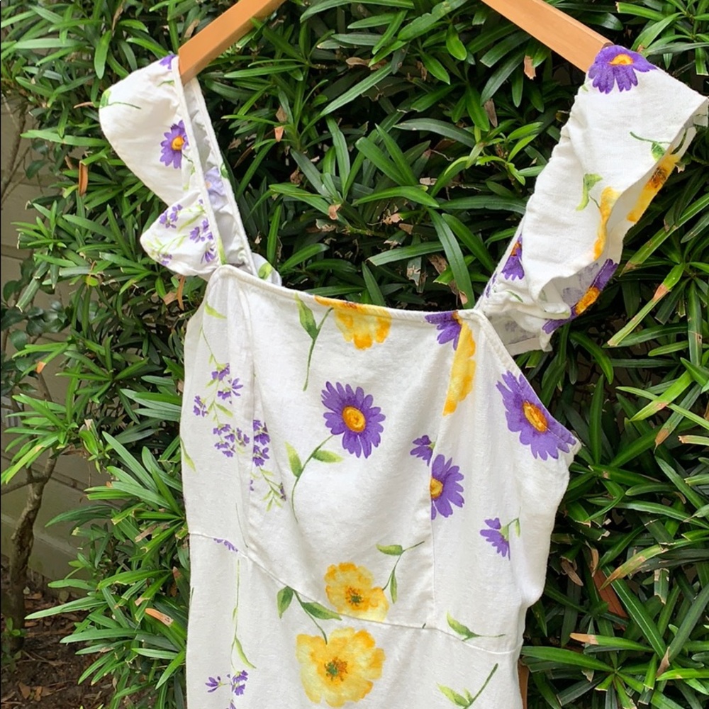 👗 Pretty F21 floral linen blend dress
